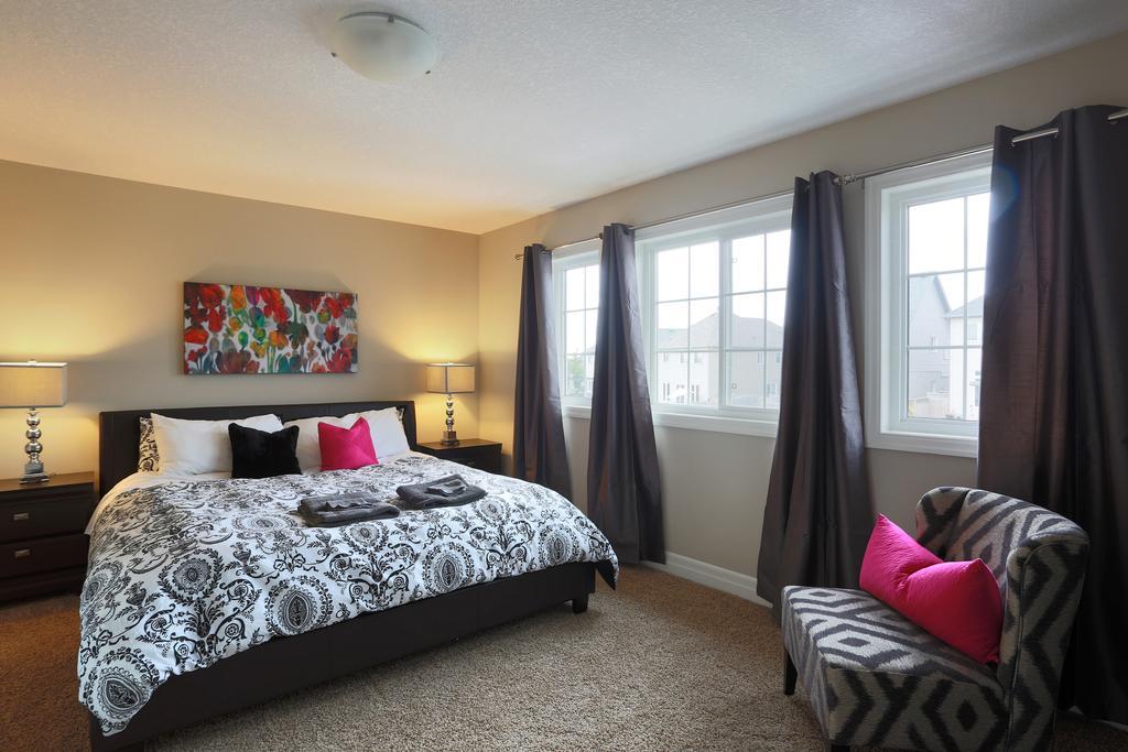 Boardwalk Homes - Executive Townhomes Kitchener Quarto foto
